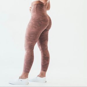 P’tula Stealth Legging 26” Coral Sands